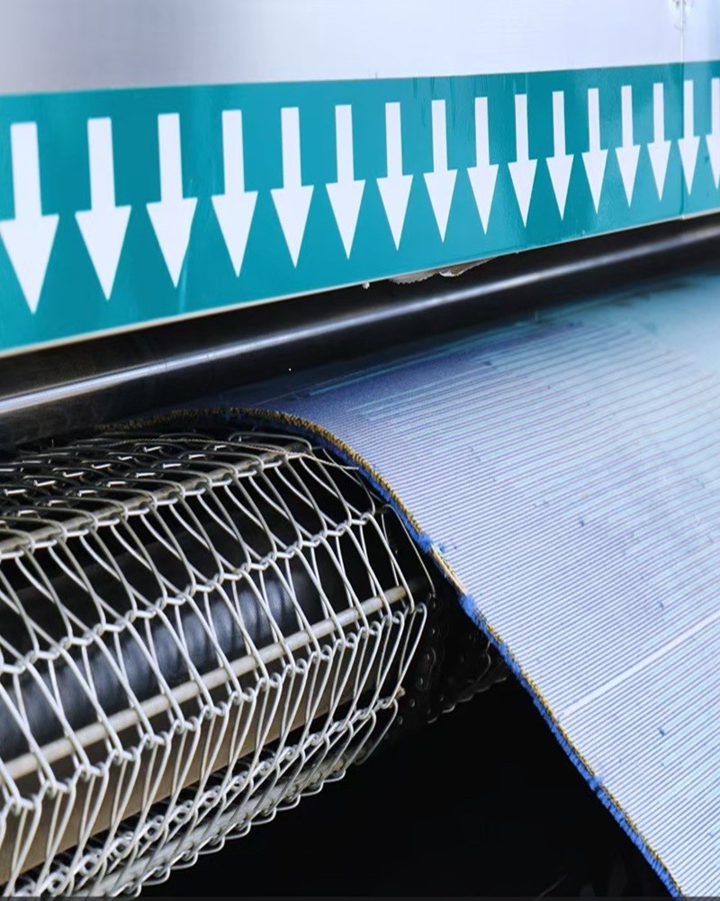 Trebate li stroj za brisanje prašine s tepiha?